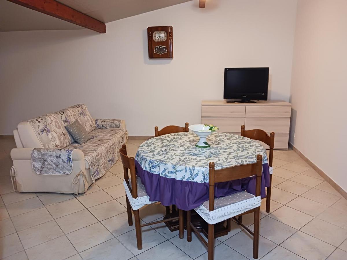 Nora Casa Vacanze/Bed And Breakfast Pula Dış mekan fotoğraf