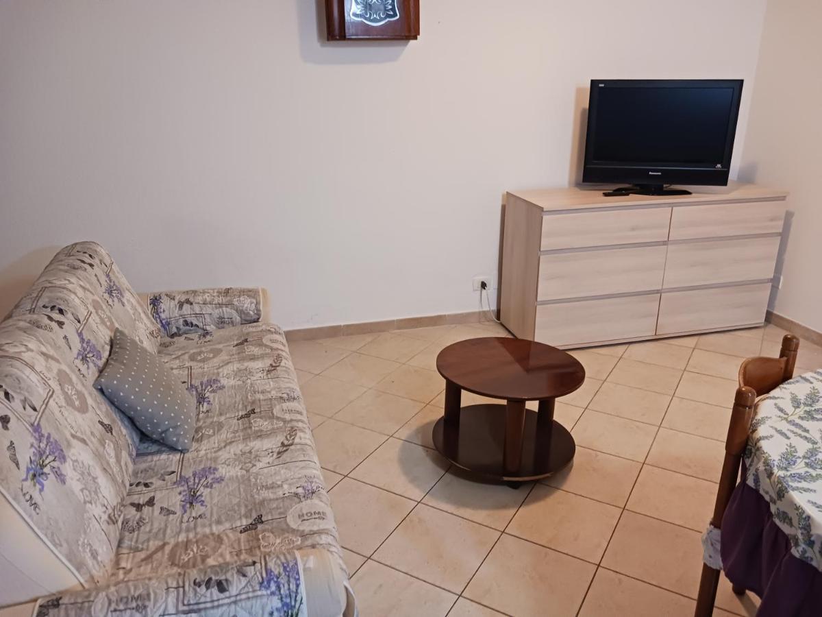 Nora Casa Vacanze/Bed And Breakfast Pula Dış mekan fotoğraf